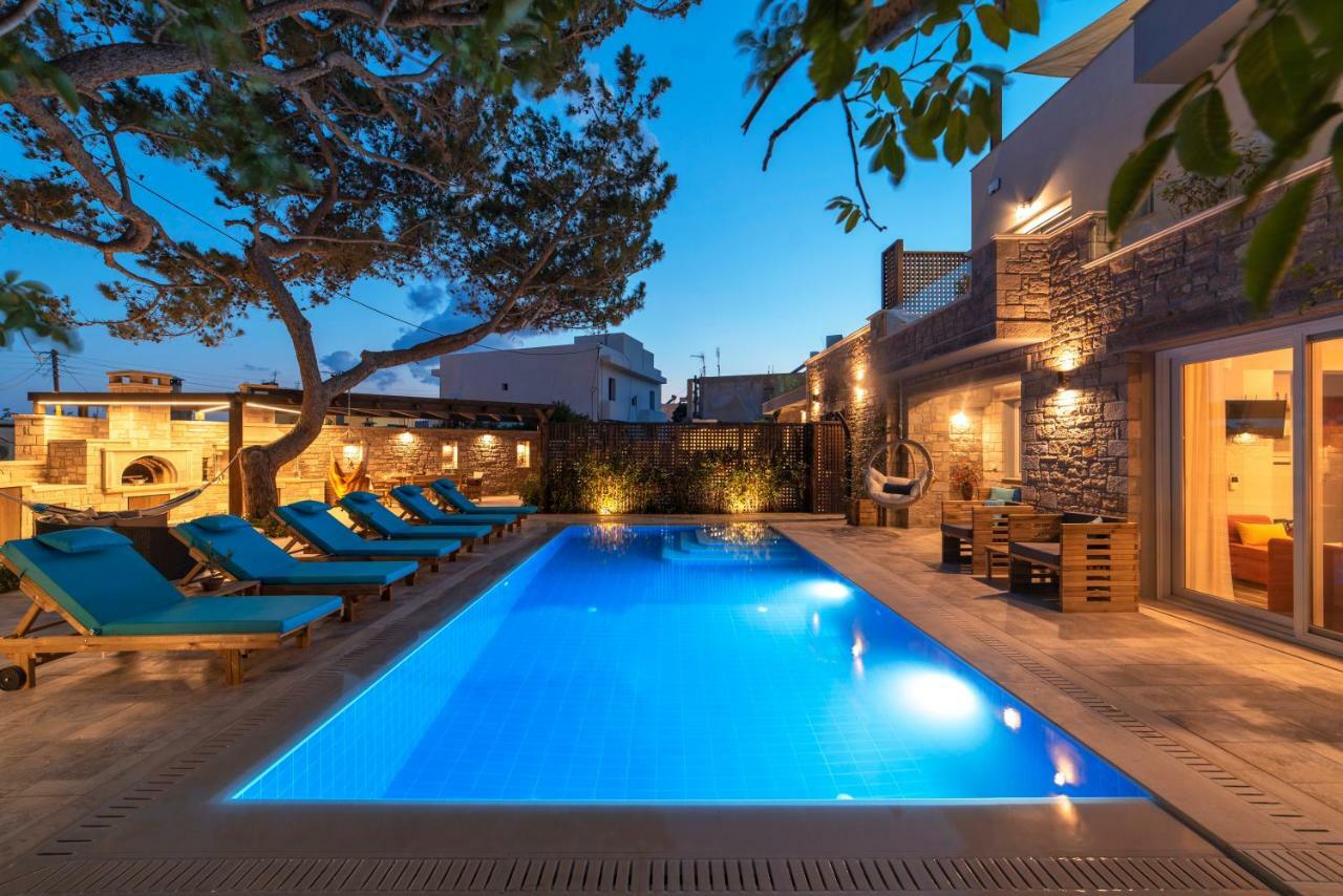 Paradisos luxury villas next to beach Koutsourás Exterior foto